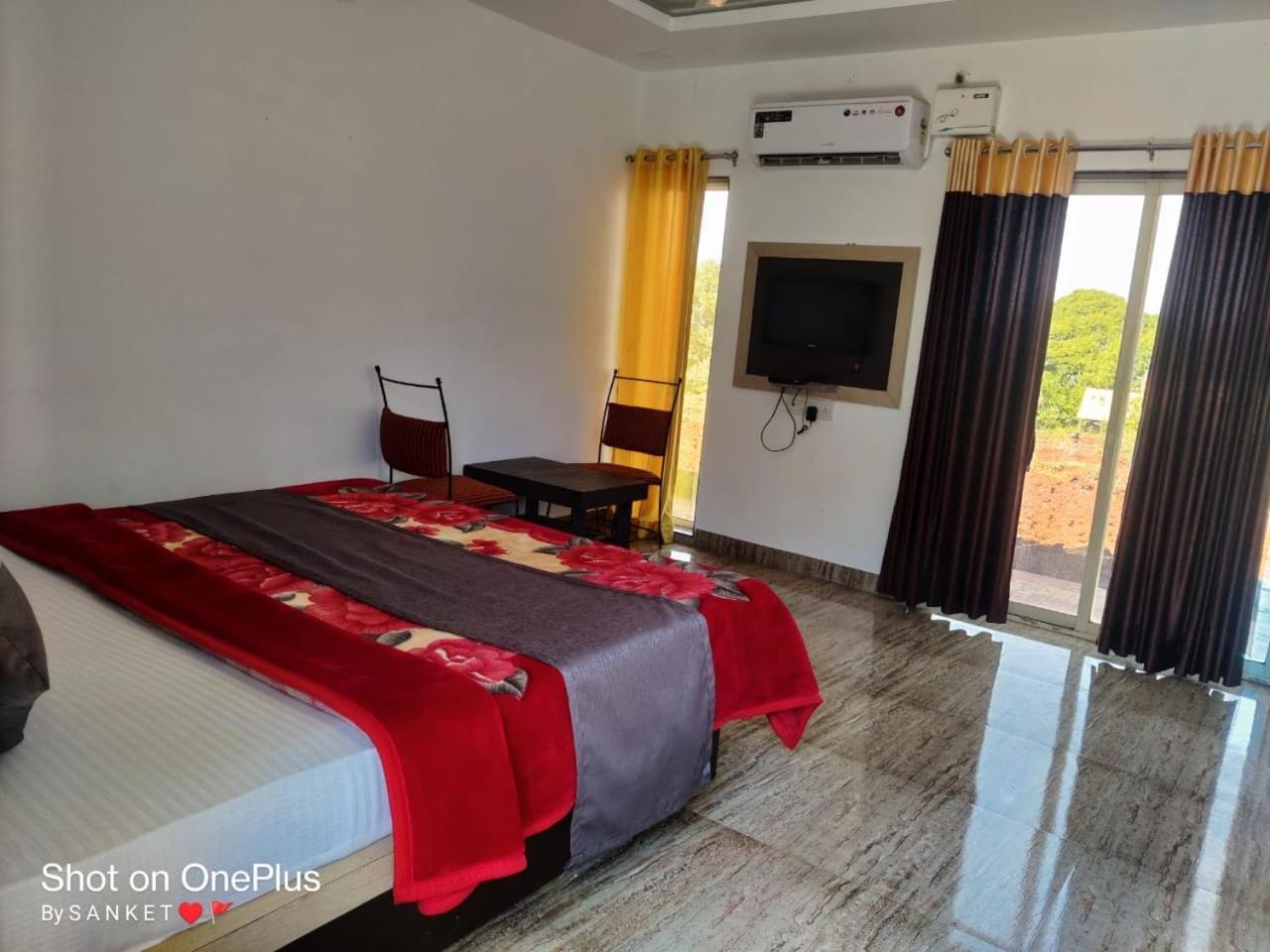 Hotel Golden Galaxy And Restaurant Mahābaleshwar Εξωτερικό φωτογραφία
